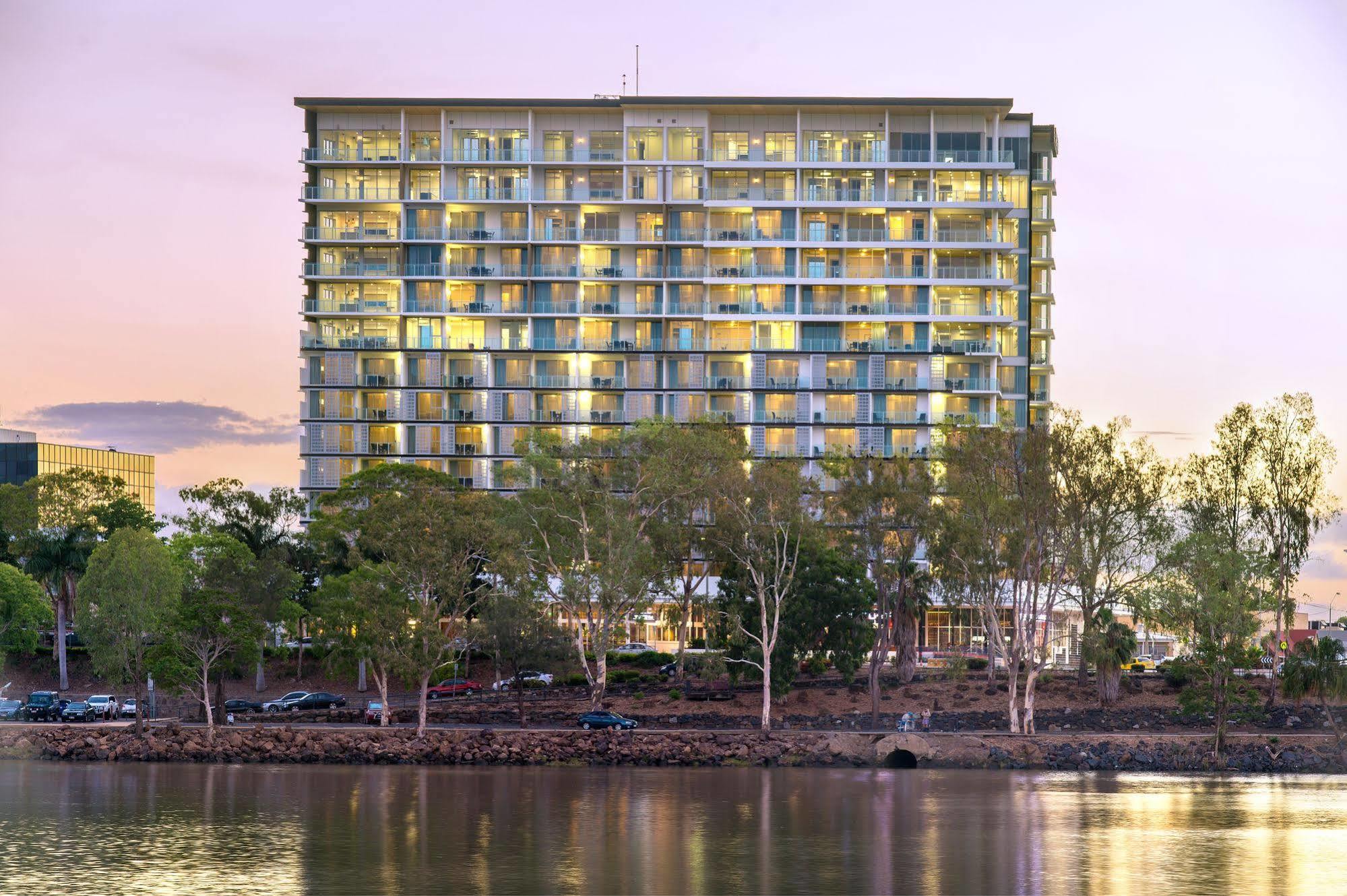 Empire Apartment Hotel Rockhampton Exterior foto